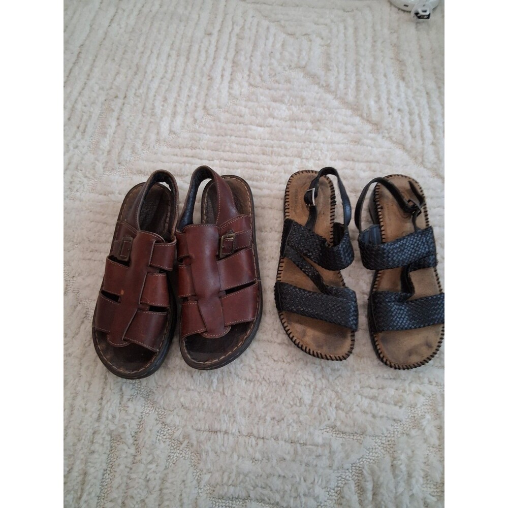 2 PairWomens Leather Sandals Size 6 BASS AND DR SCHOLLS SB2